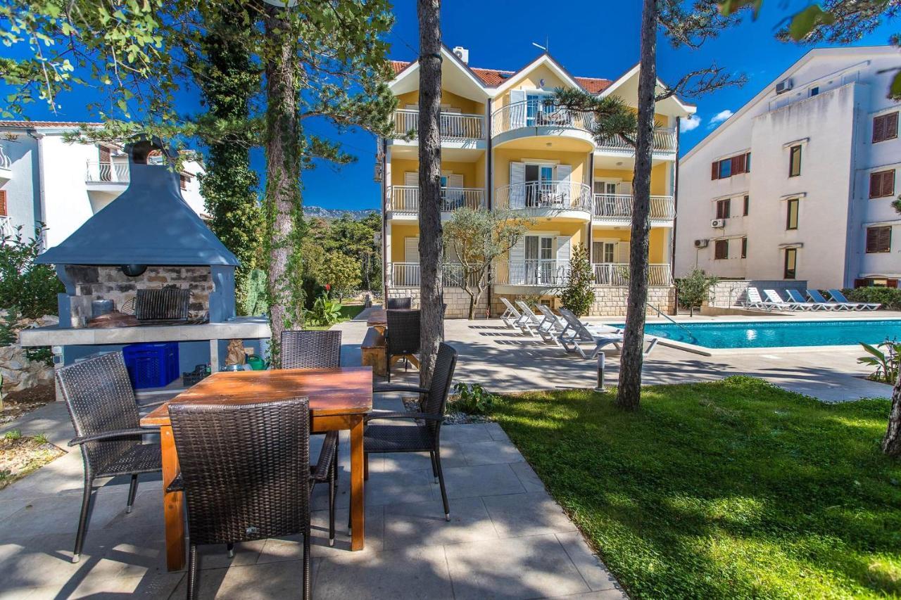 Apartments With A Swimming Pool Jadranovo, Crikvenica - 3238 Luaran gambar